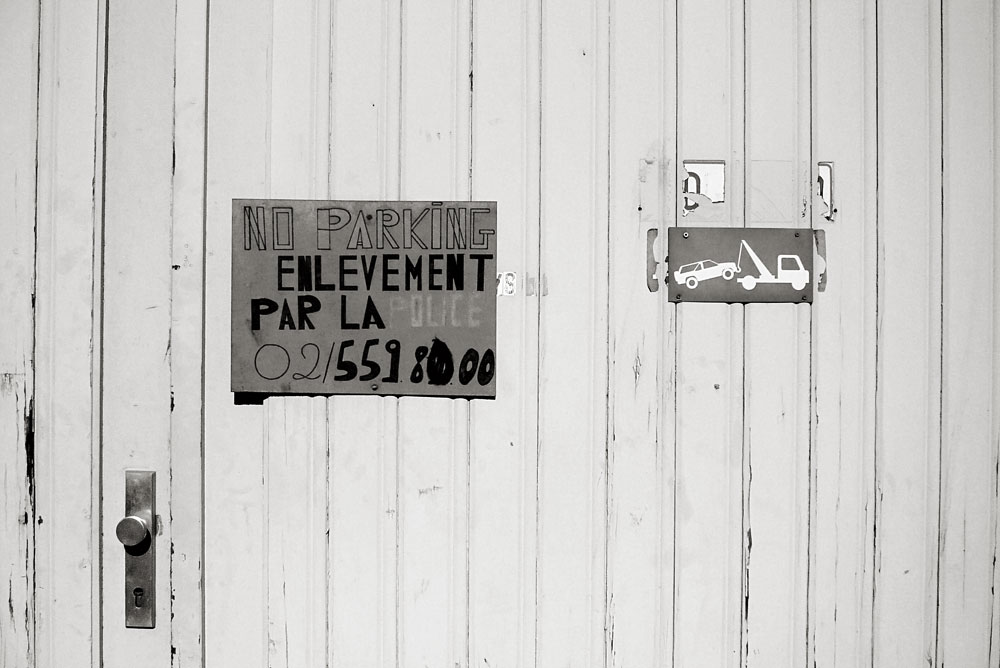 Appelez la police!